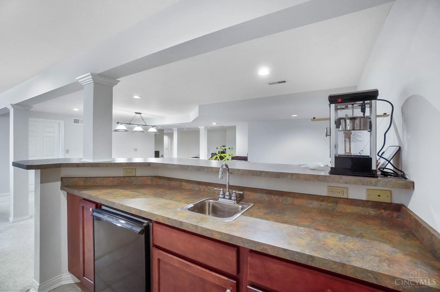 8581 Chaucer Place