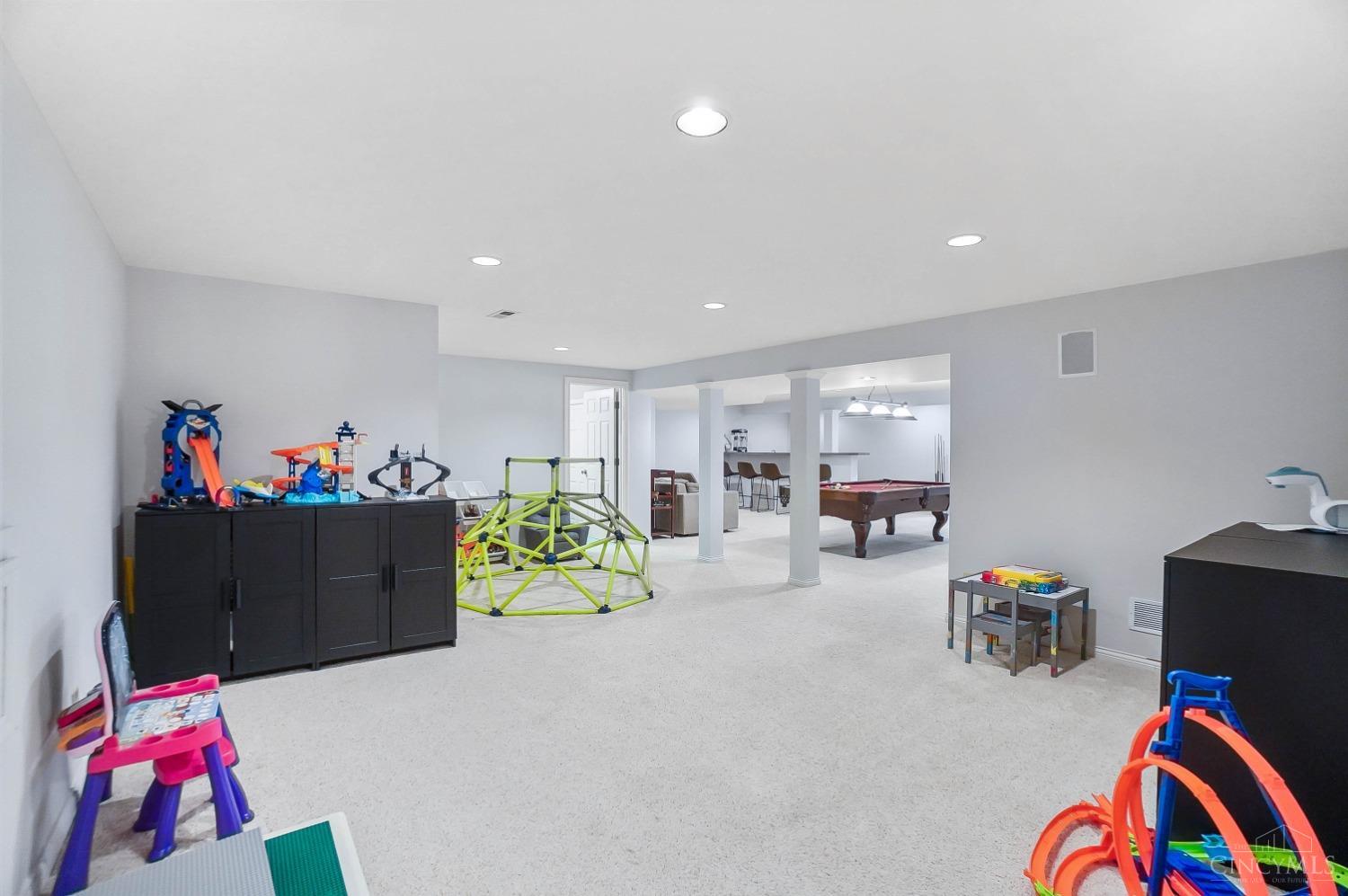 8581 Chaucer Place