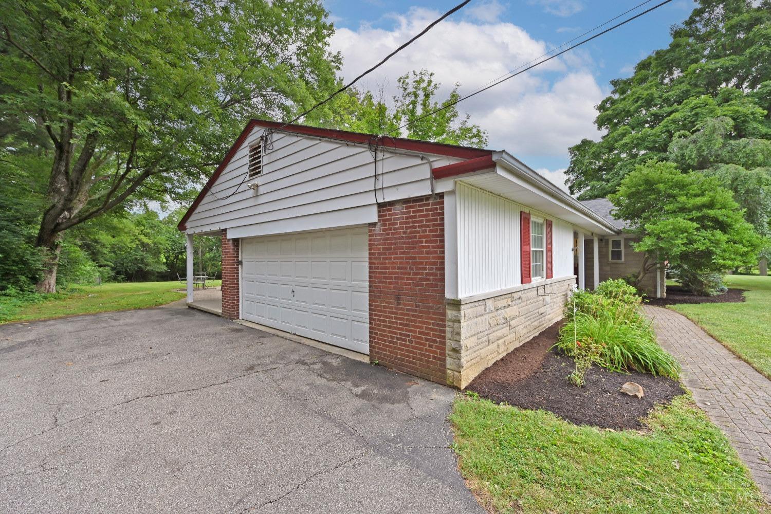 588 Beechtree Drive