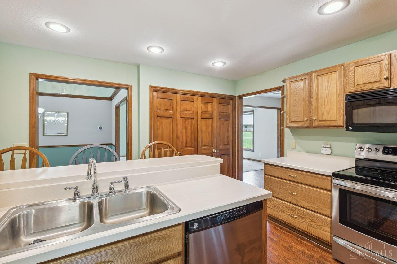 1287 Deerfield Circle 11
