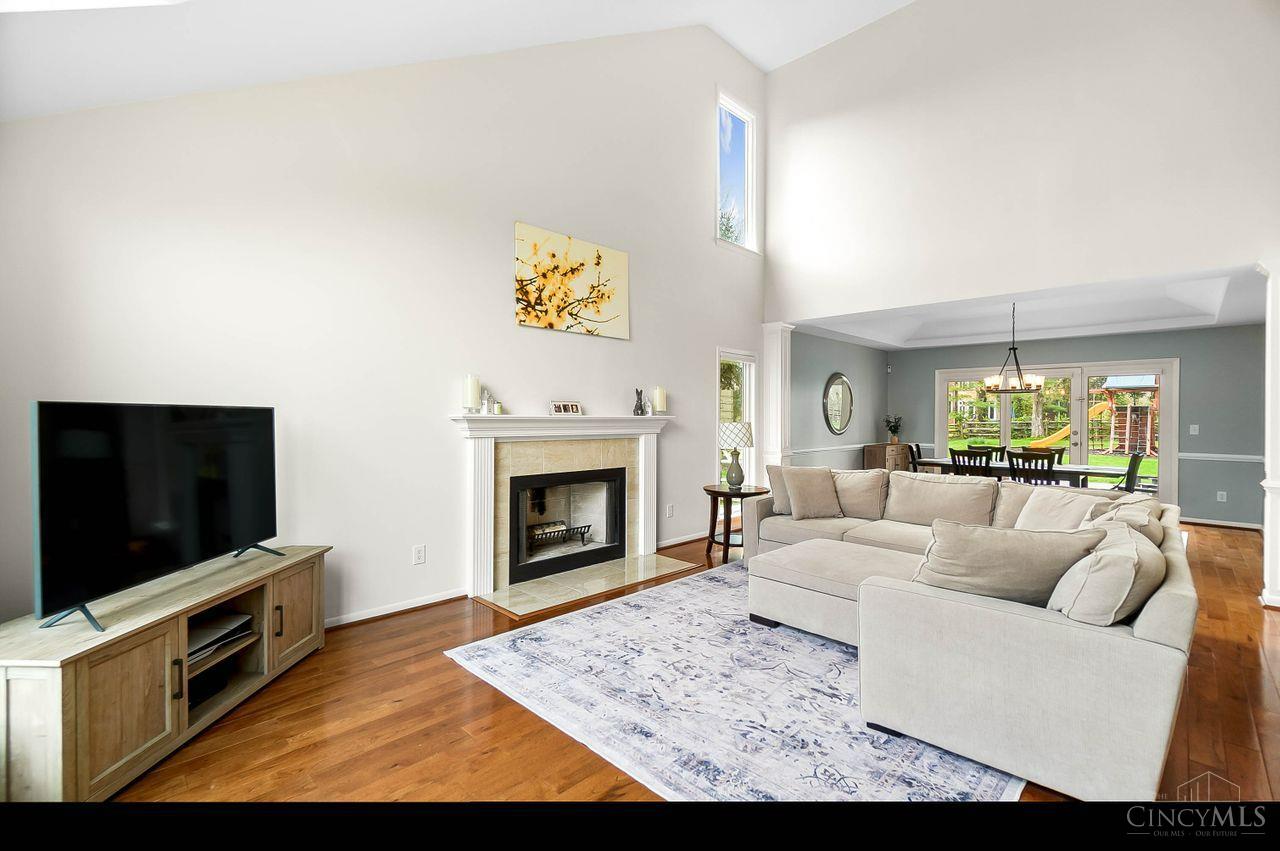 8603 Calumet Way