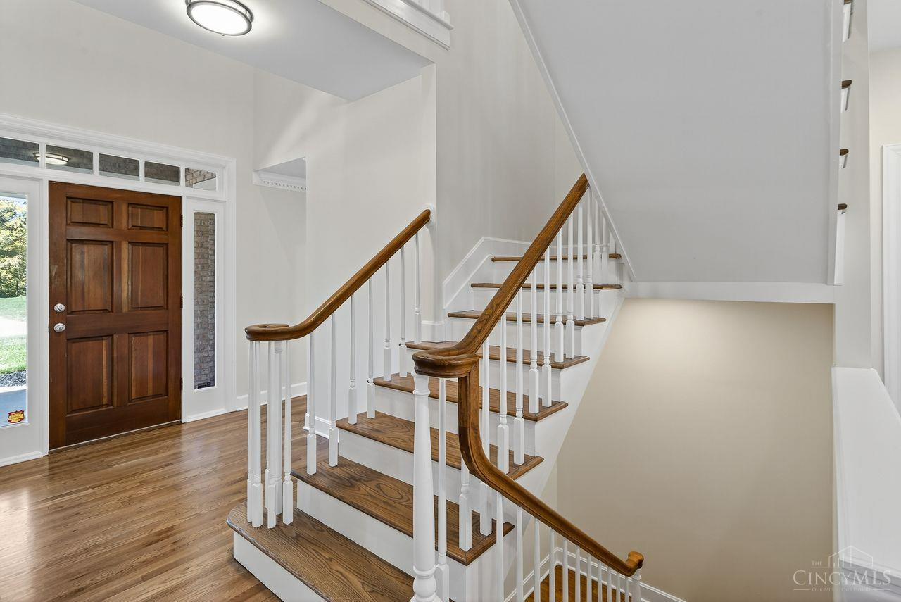 131 Lakeview Court