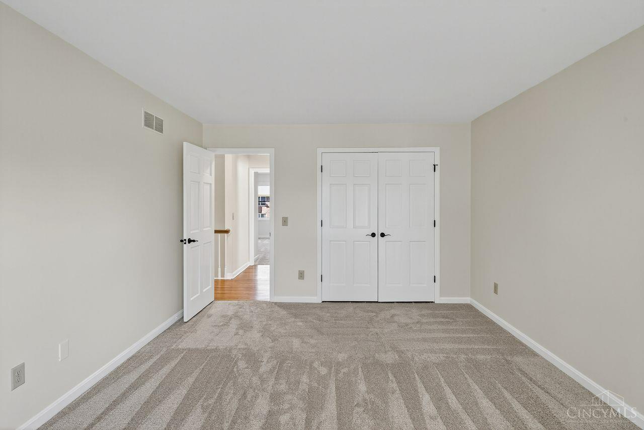 131 Lakeview Court