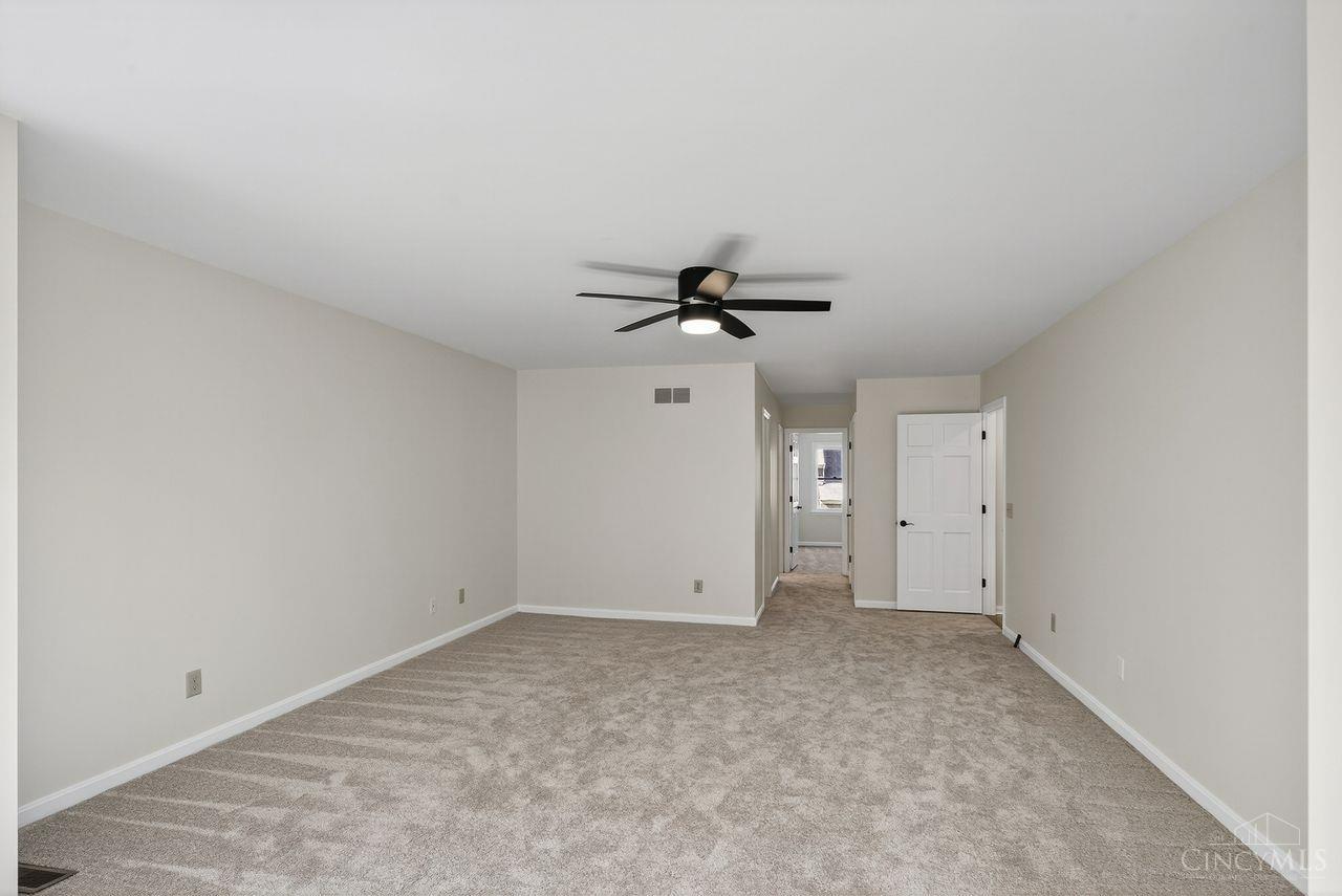 131 Lakeview Court