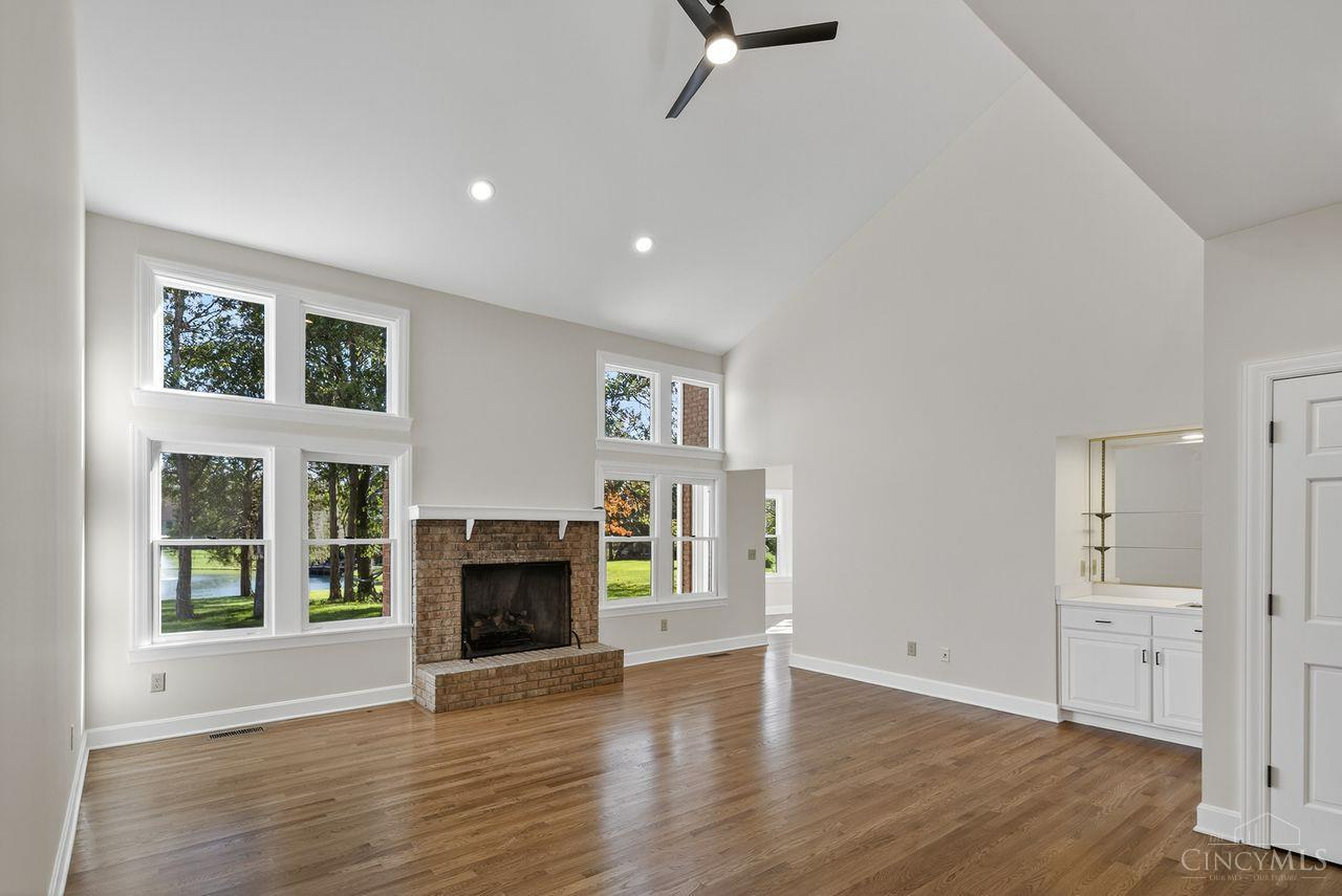 131 Lakeview Court