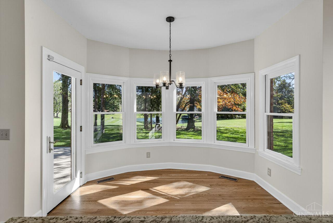 131 Lakeview Court