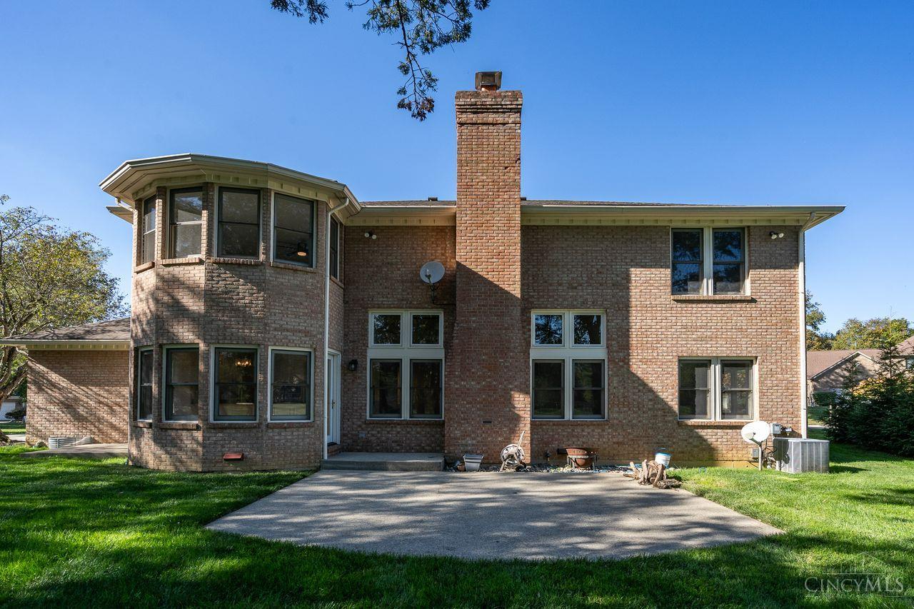 131 Lakeview Court