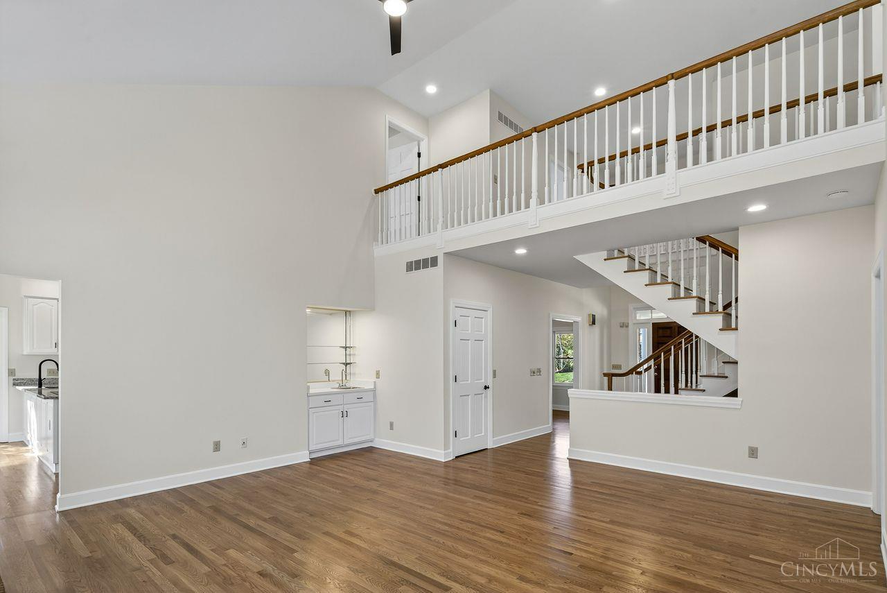 131 Lakeview Court