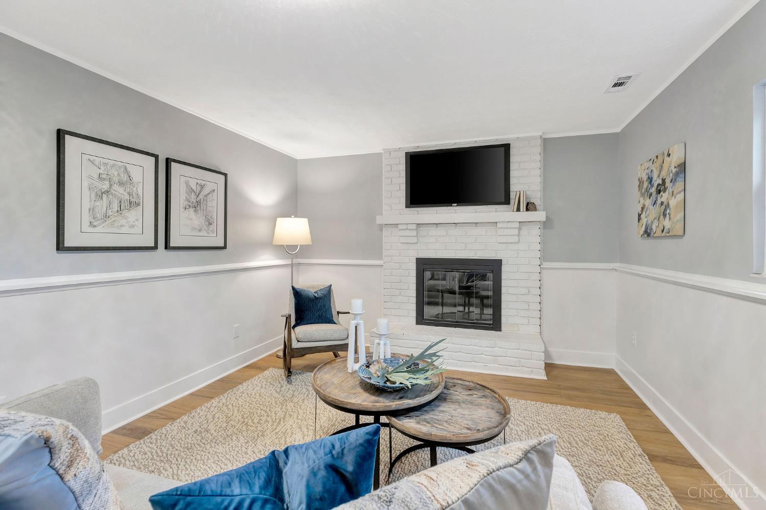 1081 White Pine Court