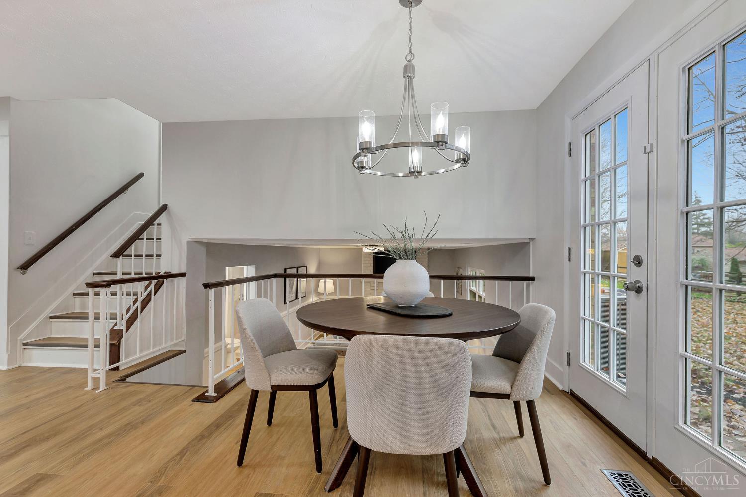 1081 White Pine Court