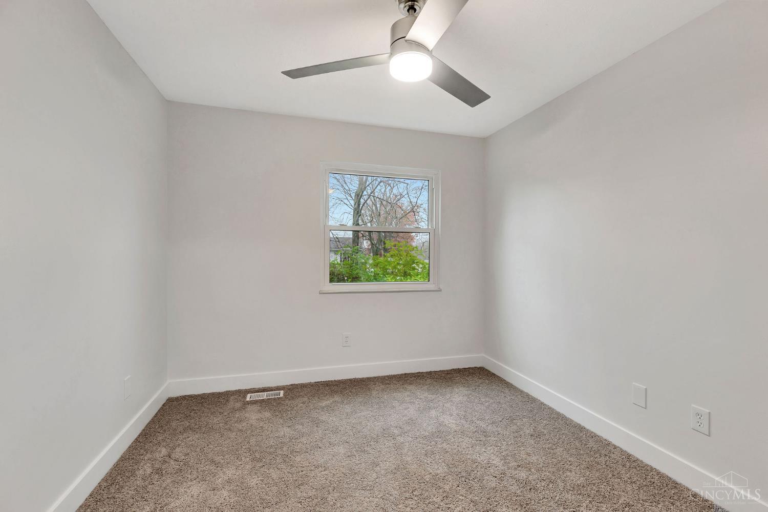 1081 White Pine Court