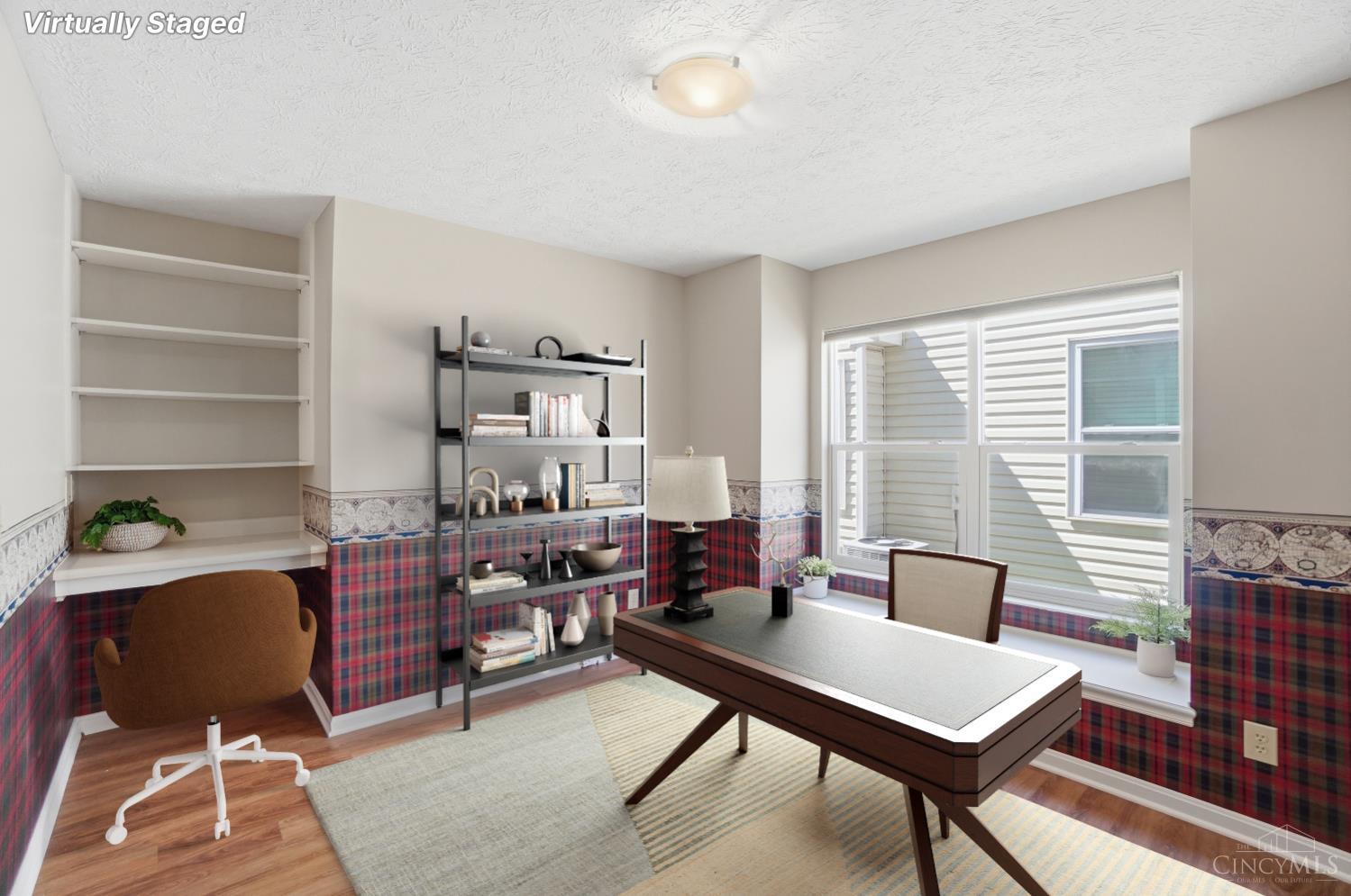 1013 Raintree Lane