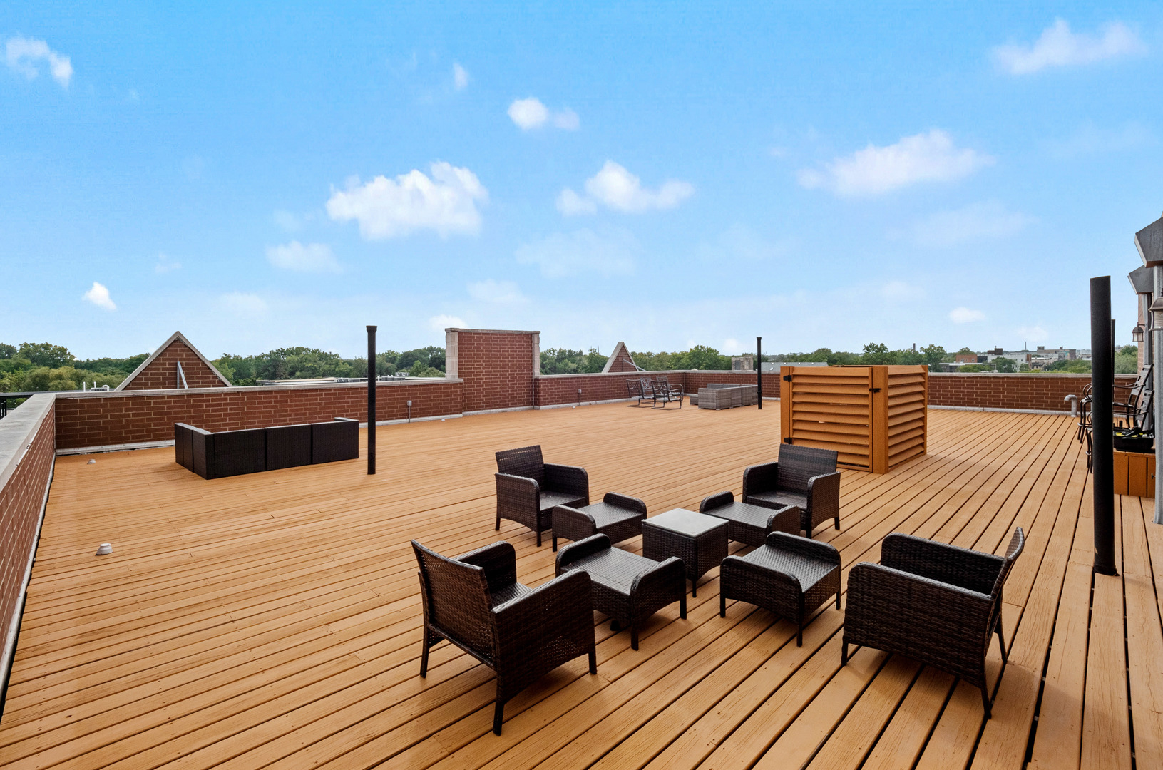 4809 N California Avenue Unit: 2W