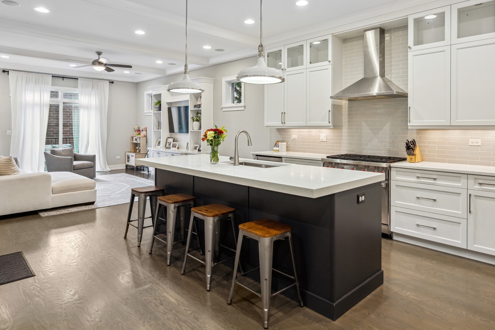 1341 W George Street Unit: 1