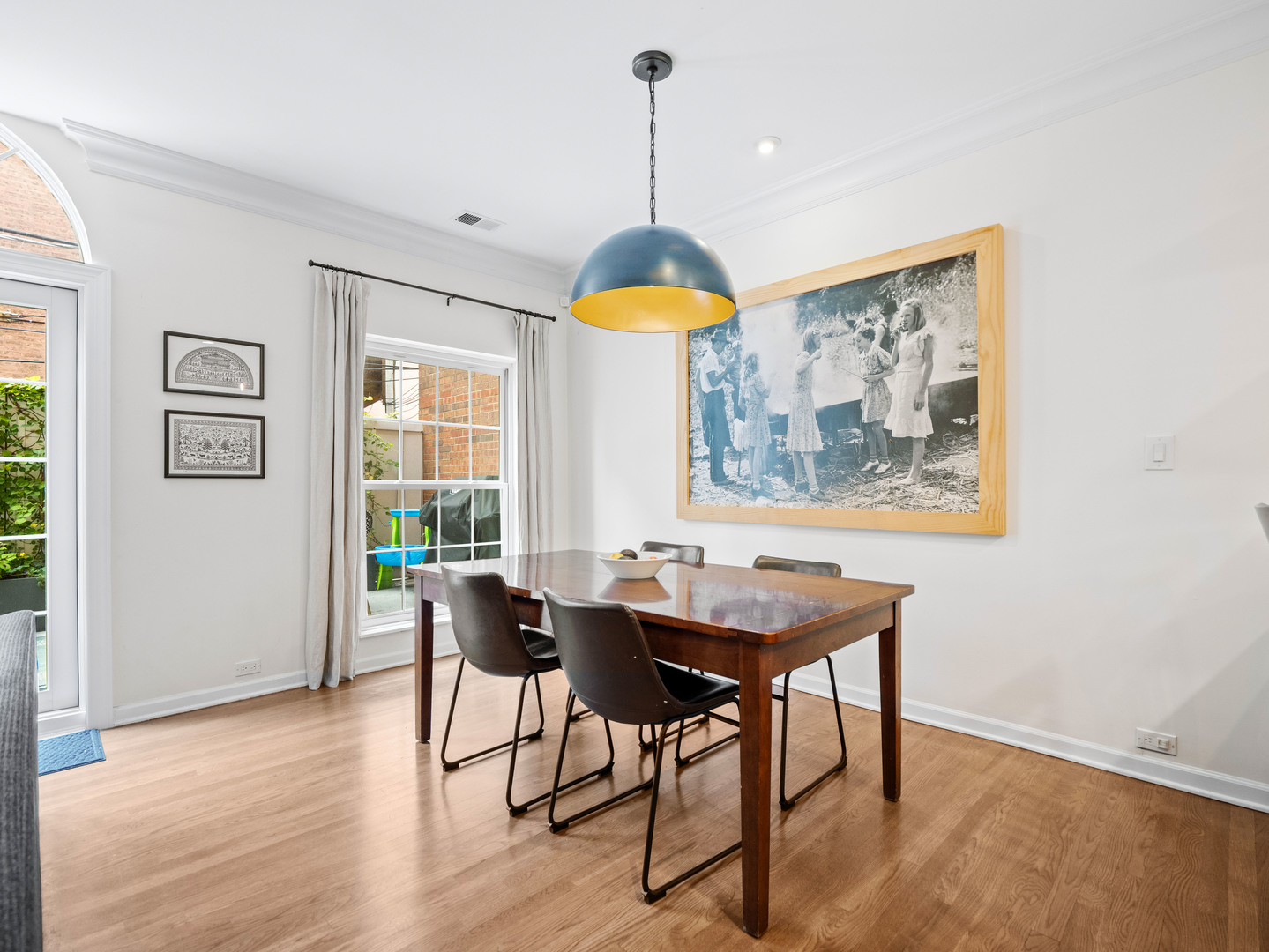 339 W Webster Avenue Unit: 8H
