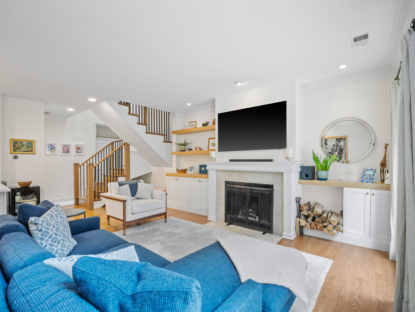 339 W Webster Avenue Unit: 8H