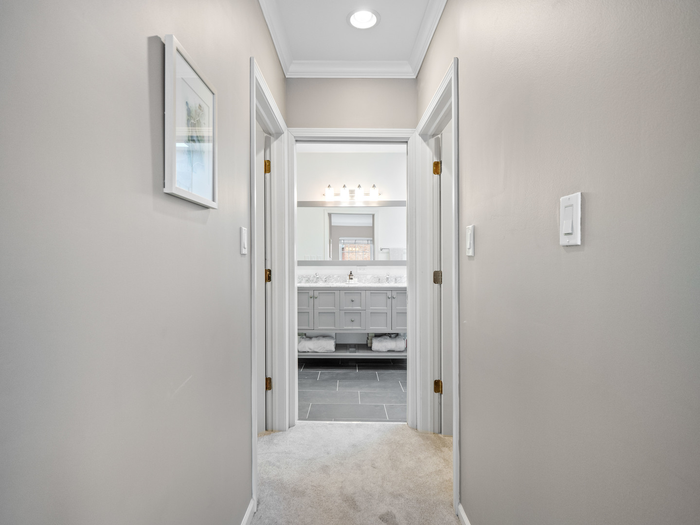339 W Webster Avenue Unit: 8H
