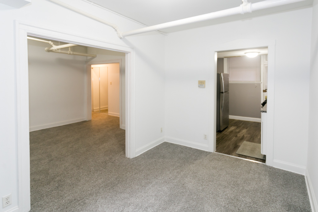 629 W CORNELIA Avenue Unit: GDN