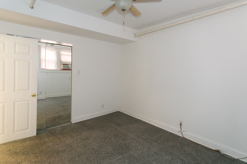 629 W CORNELIA Avenue Unit: GDN