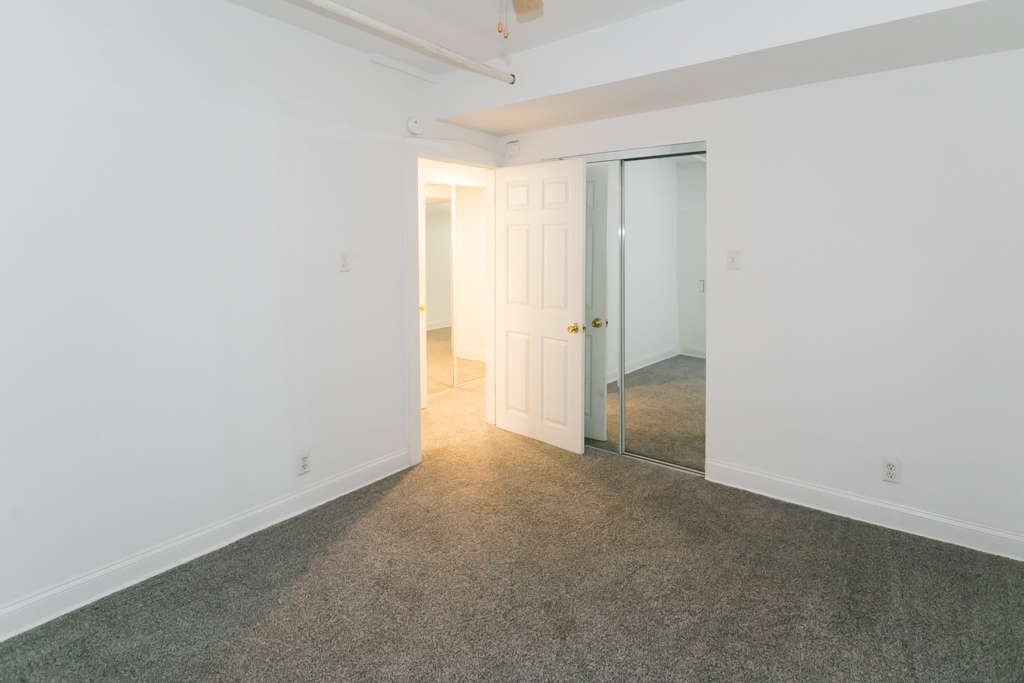 629 W CORNELIA Avenue Unit: GDN