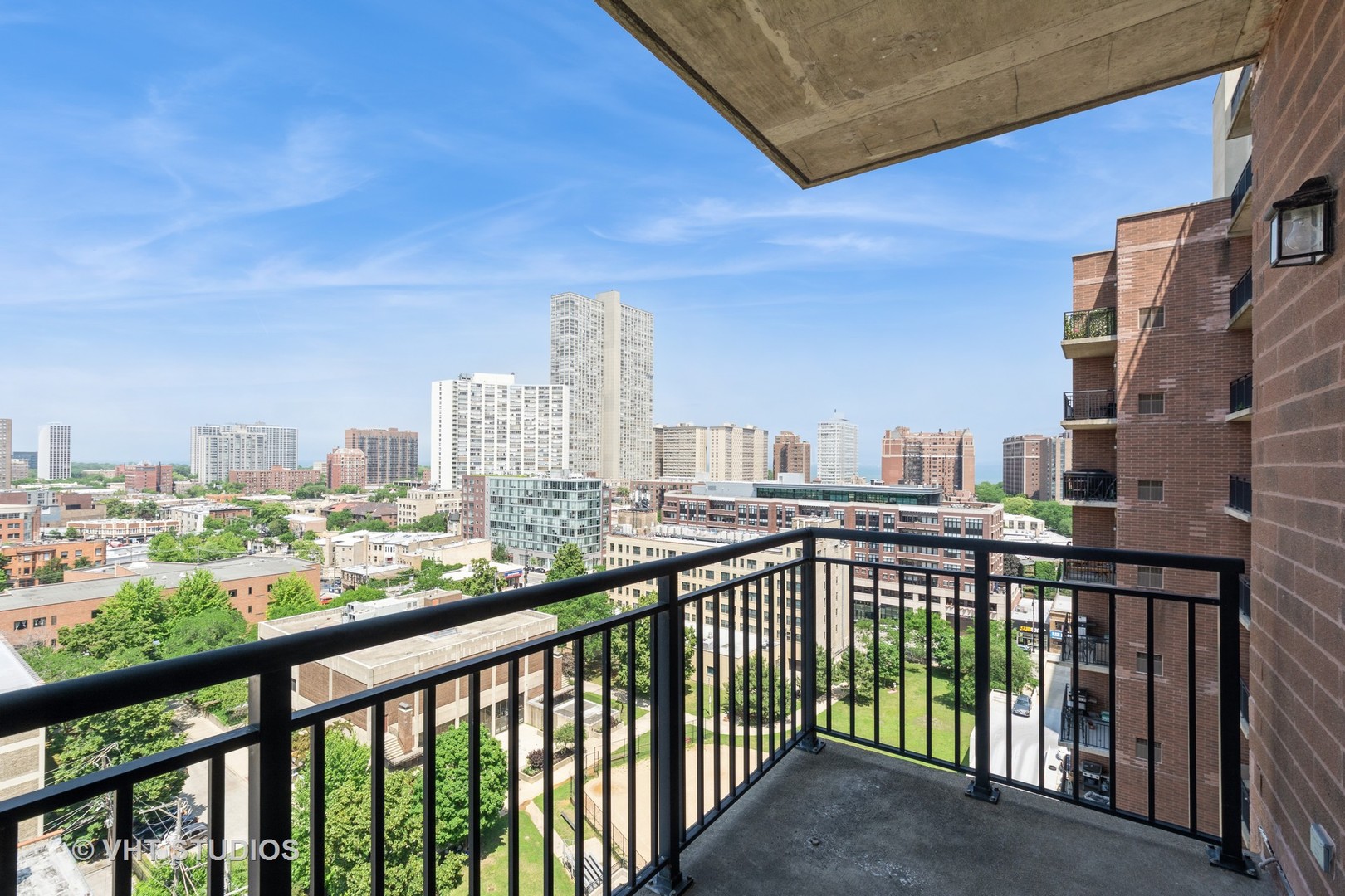828 W GRACE Street Unit: 1304