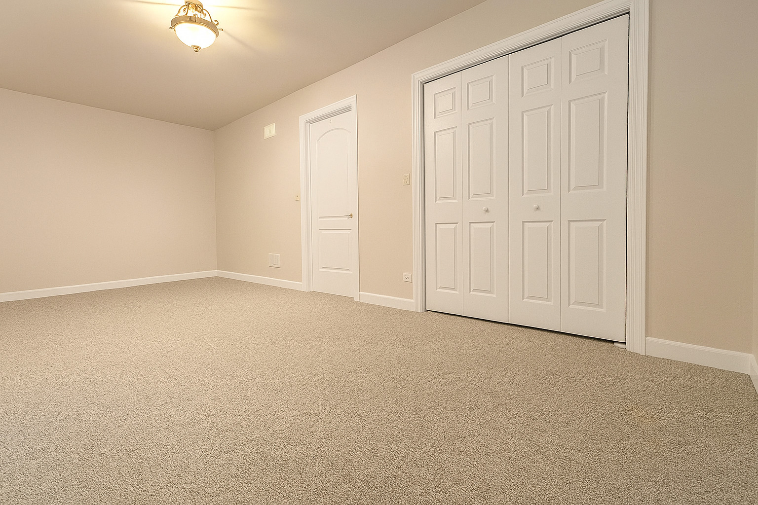 4253 Linden Tree Lane