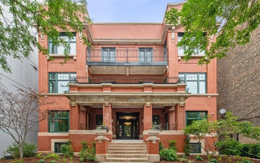 544 W Wellington Avenue Unit: 3E