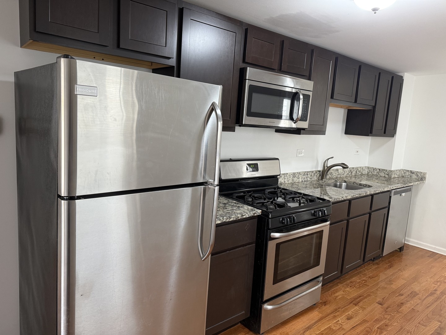 1417 W Cullerton Street