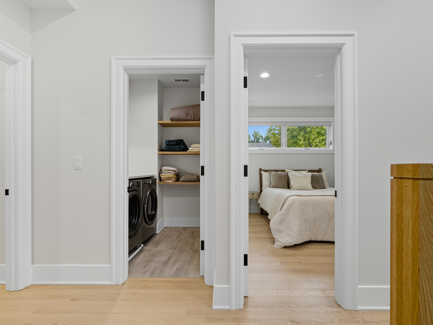 2501 N Sawyer Avenue