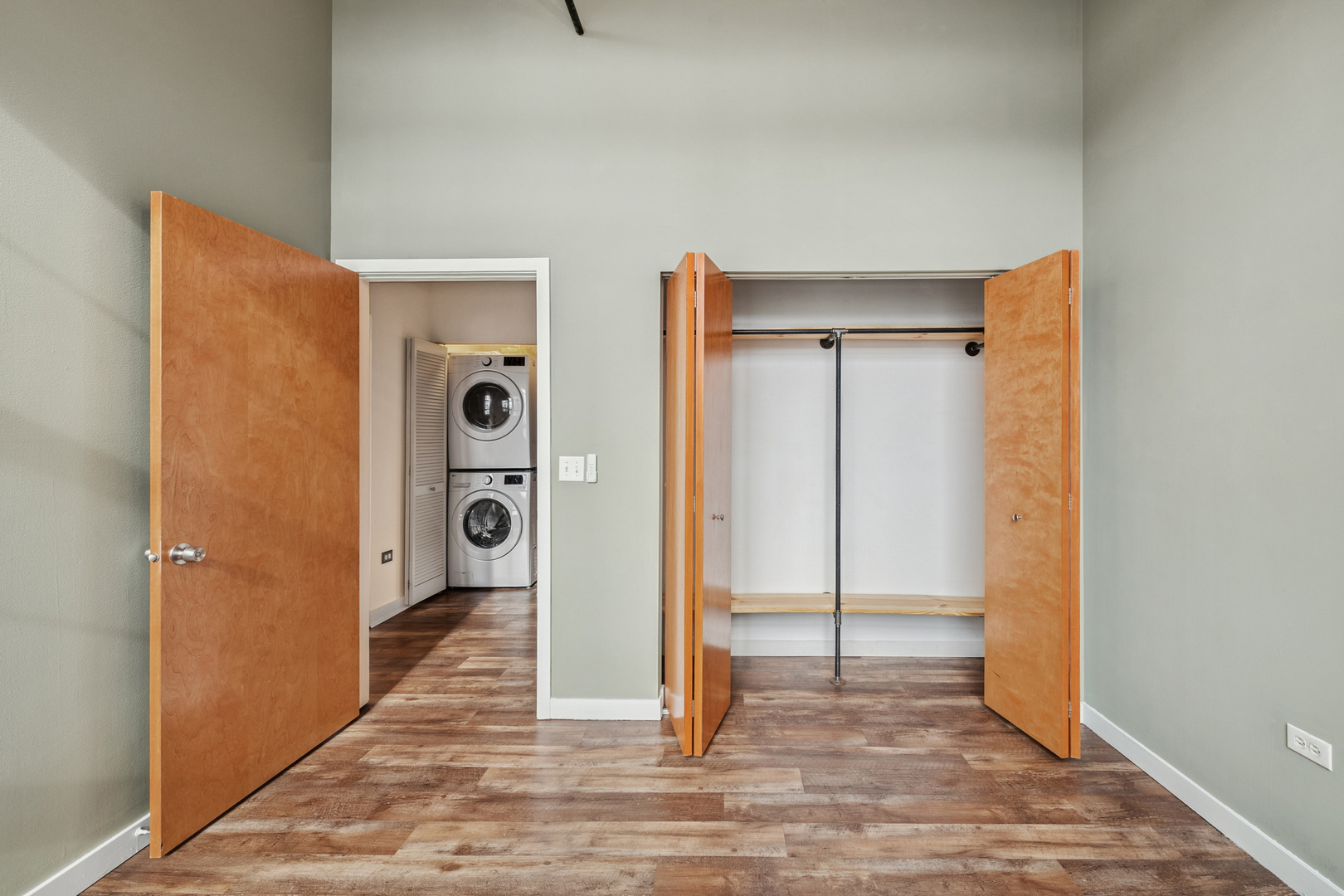 3963 W Belmont Avenue Unit: 310