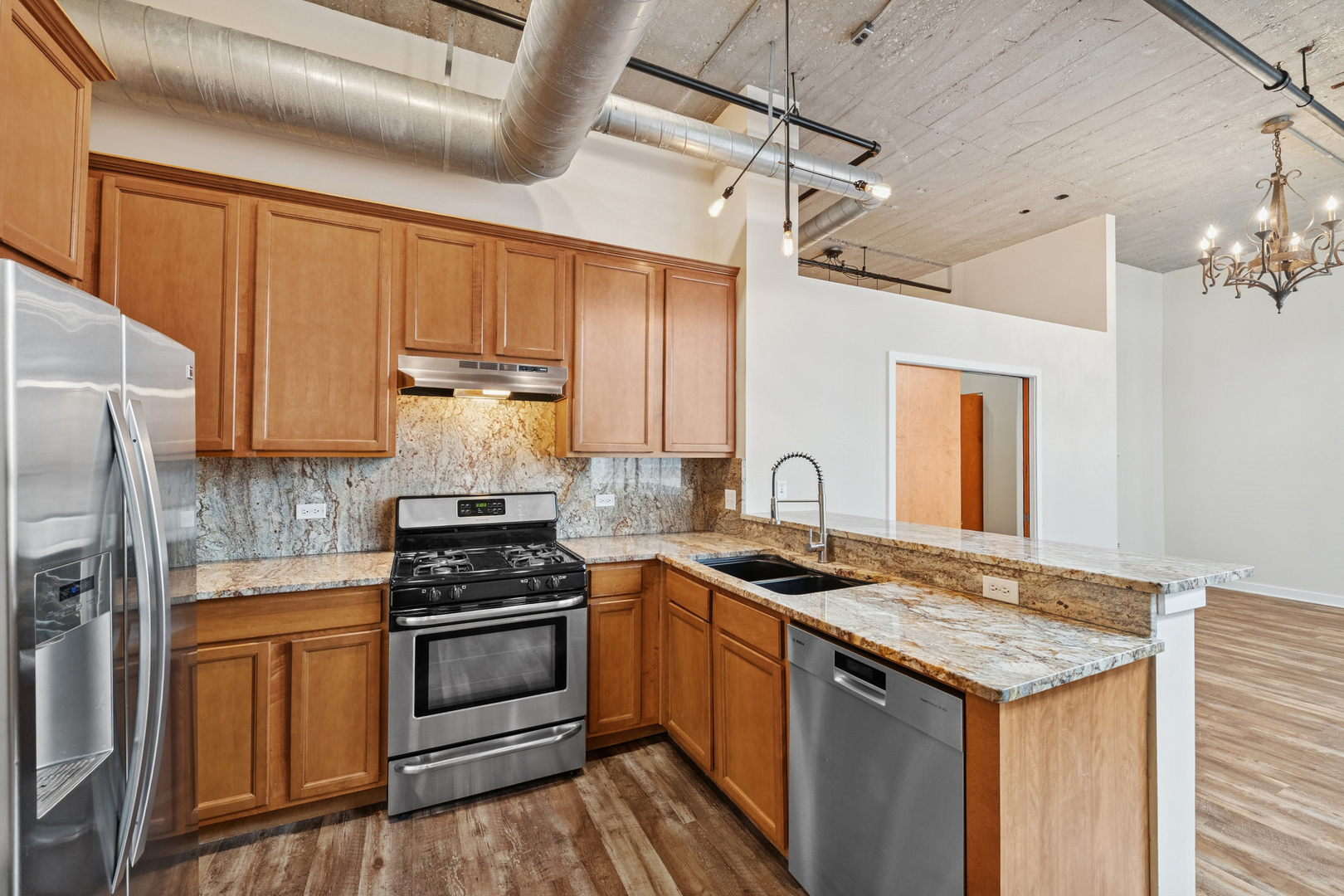 3963 W Belmont Avenue Unit: 310