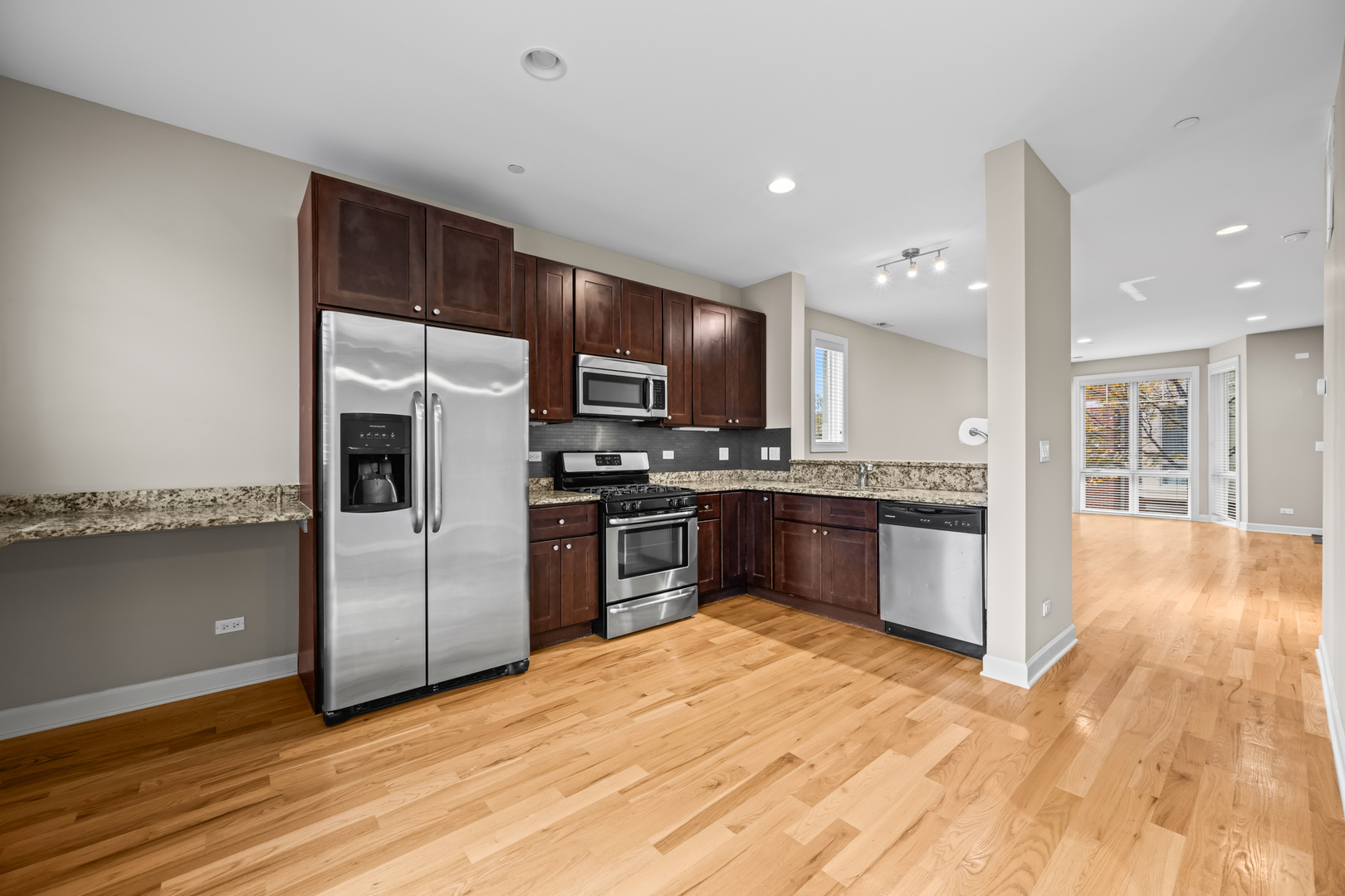 86 Legacy Lane