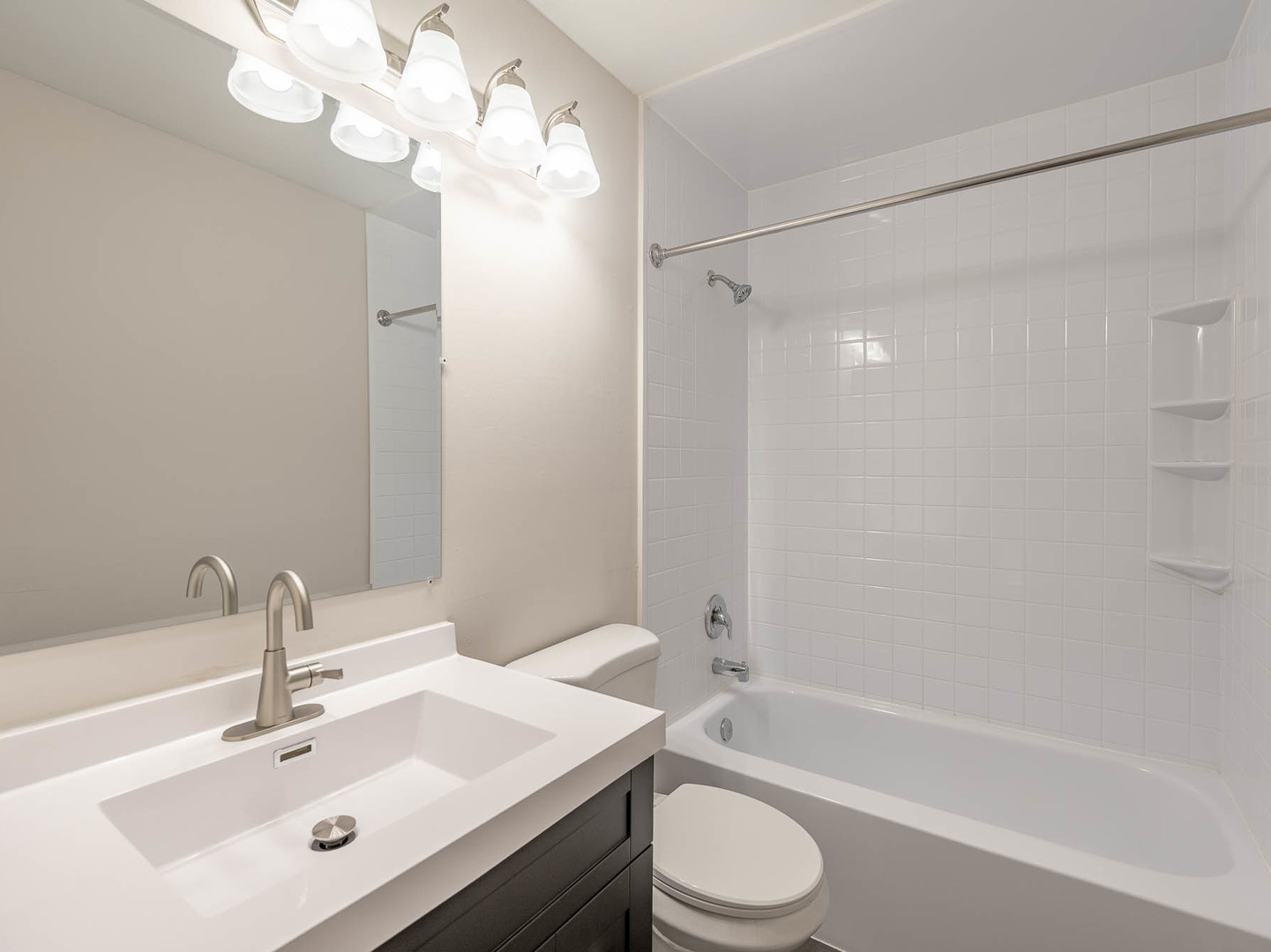 330 Hampton Court Unit: A