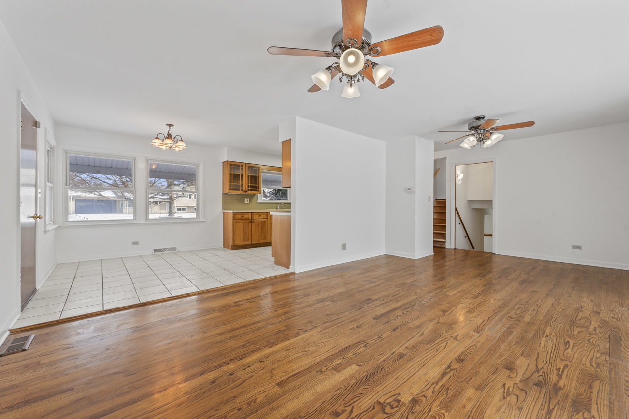 5310 Larkspur Lane
