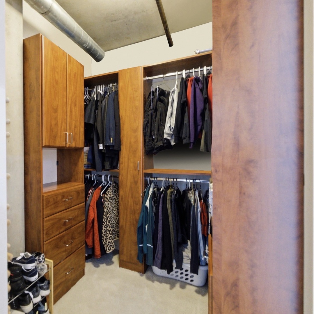 700 W Van Buren Street Unit: 602