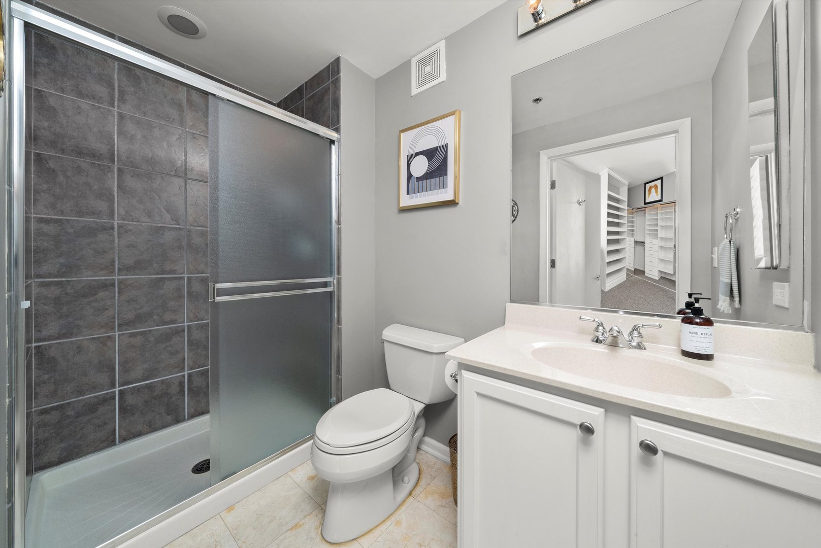 435 W Erie Street Unit: 1708