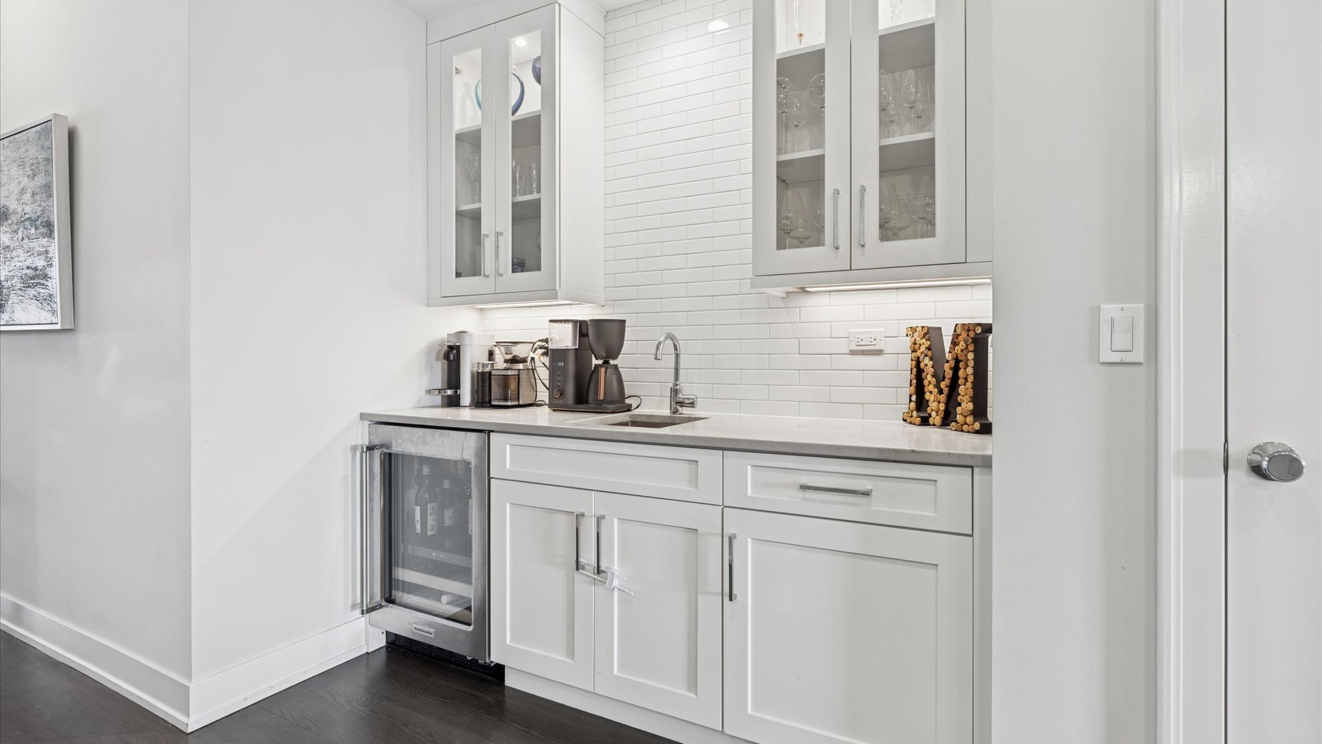 2341 W Roscoe Street Unit: 3W
