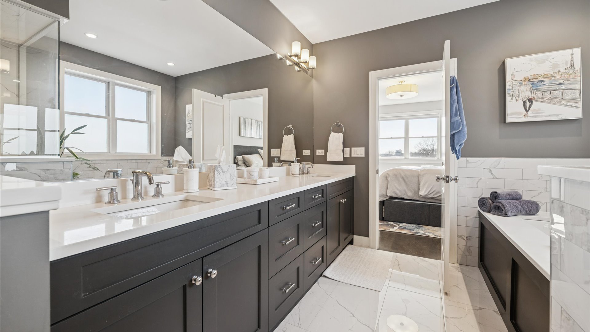 2341 W Roscoe Street Unit: 3W