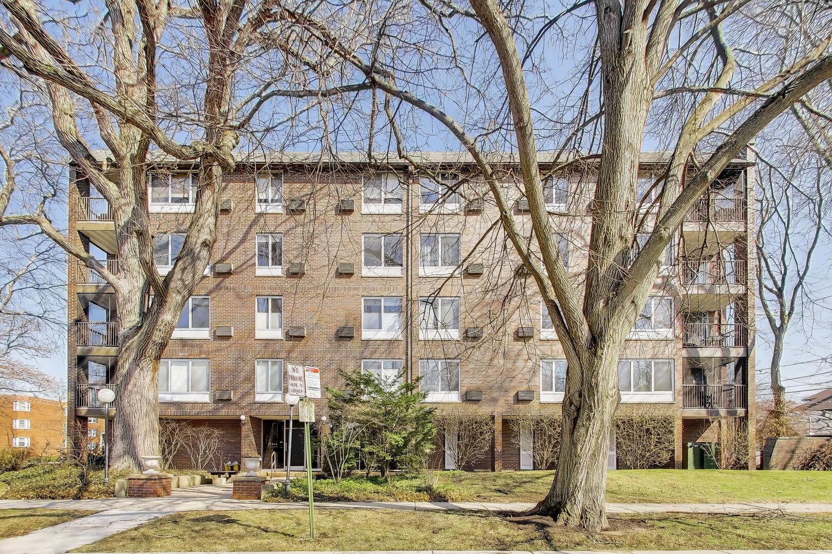 2324 Central Street Unit: 2B