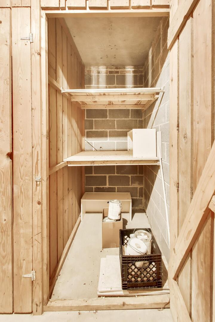 2324 Central Street Unit: 2B
