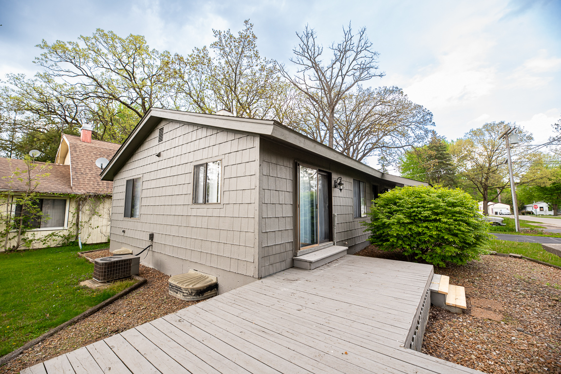 67 Honeysuckle Lane