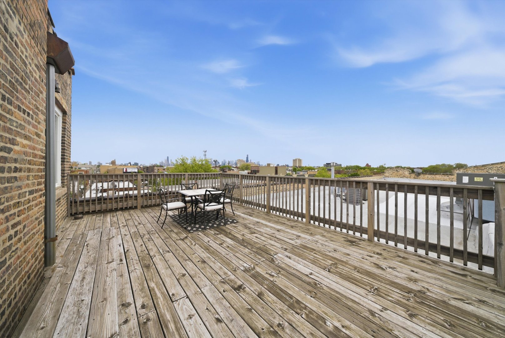 2544 W North Avenue Unit: 2B