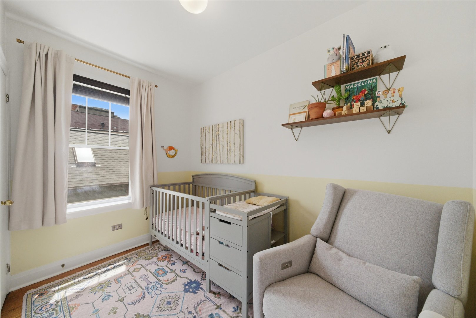1919 N BISSELL Street Unit: I