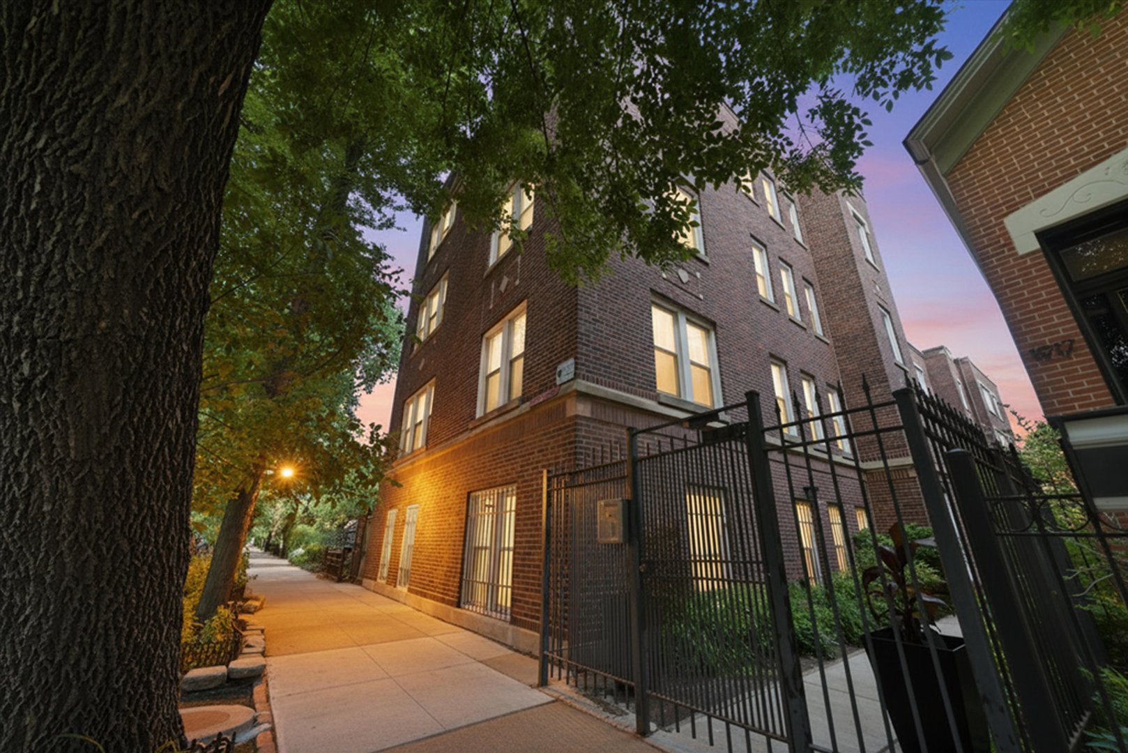 1919 N BISSELL Street Unit: I