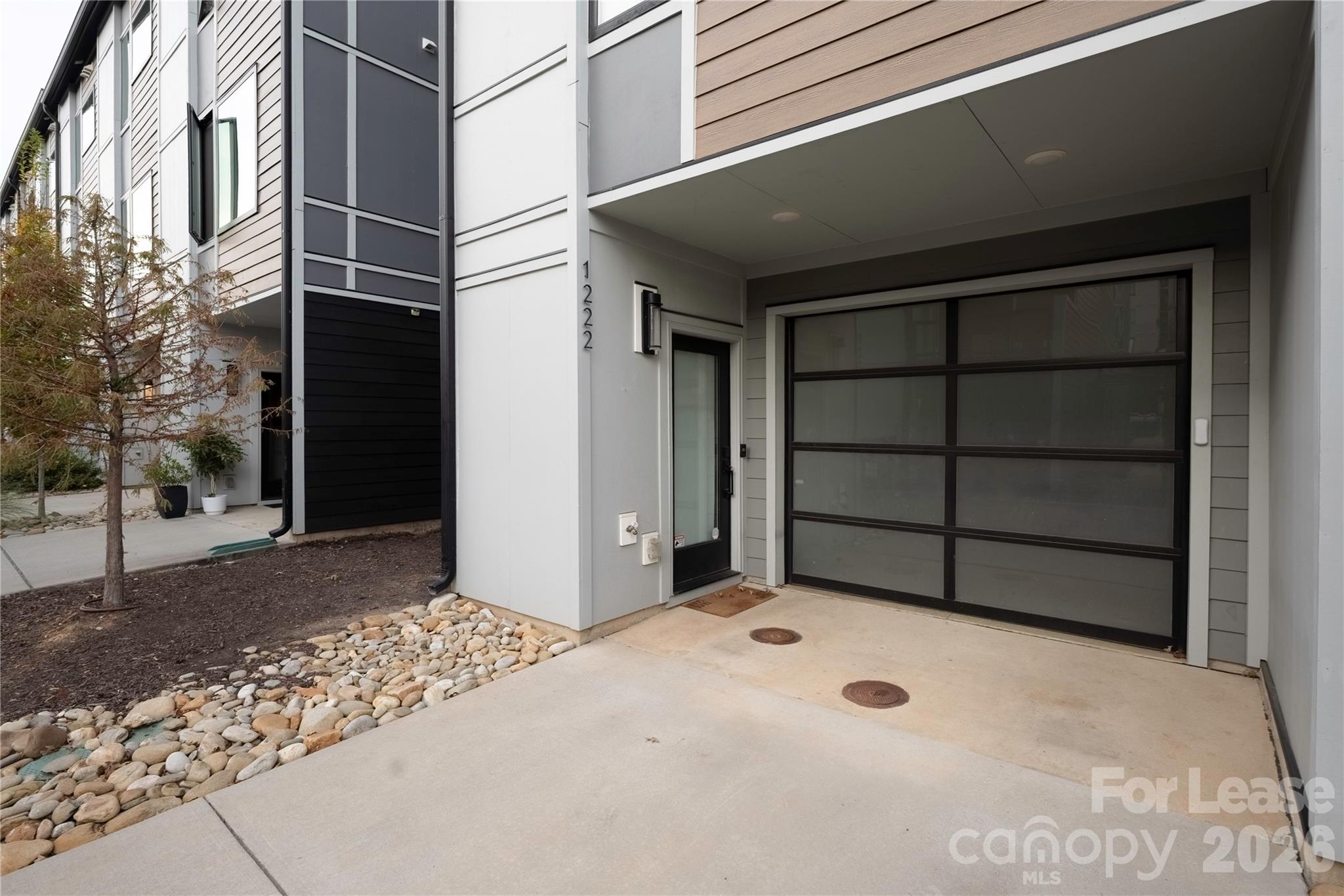 1222 Minter Place