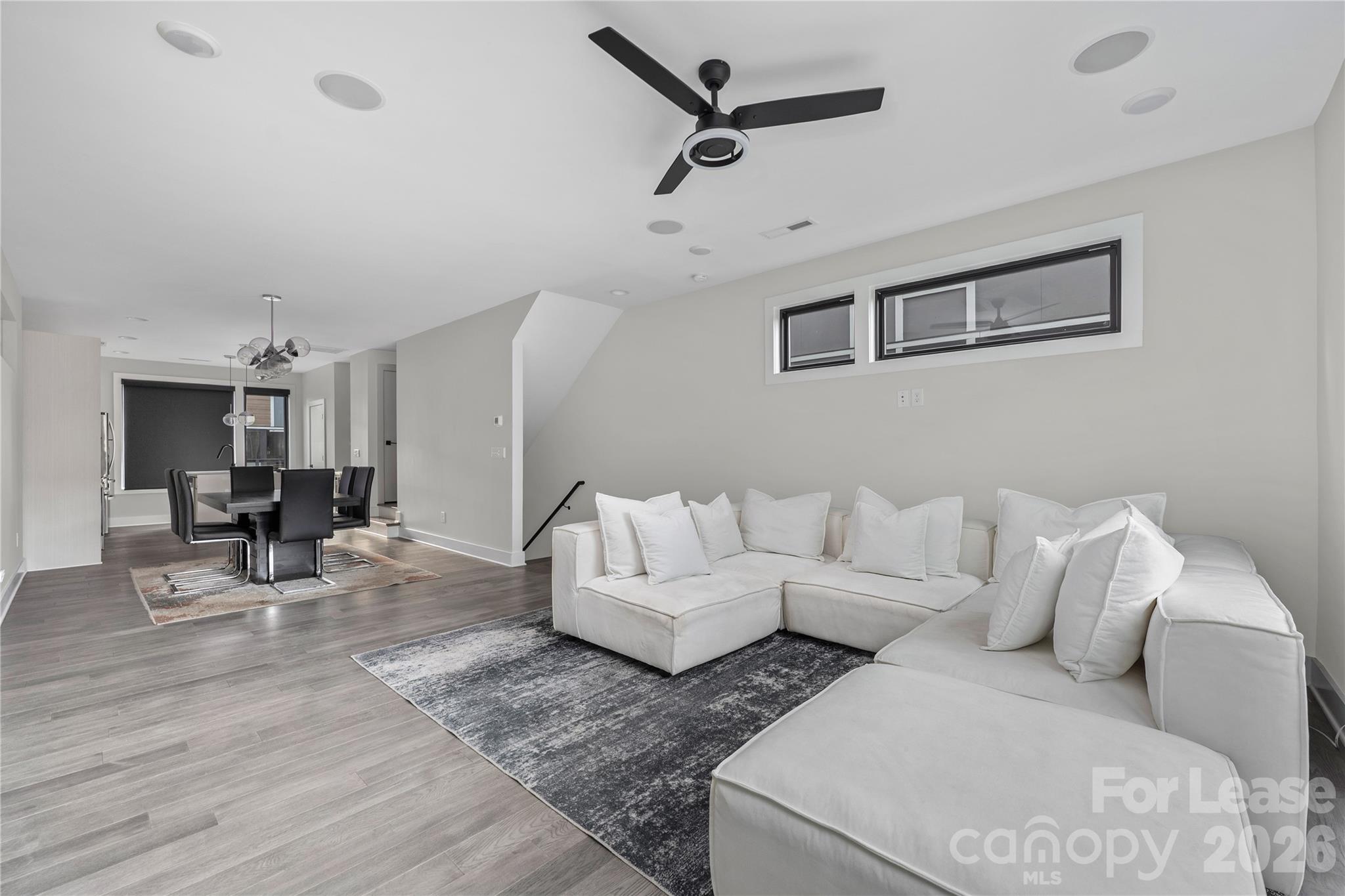 1222 Minter Place