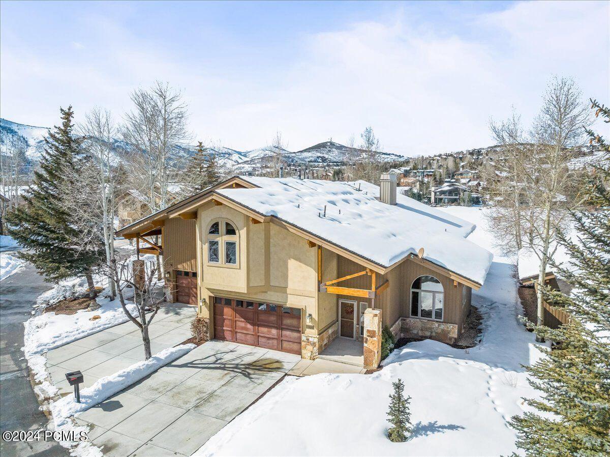 2770 Four Lakes Drive, 2770