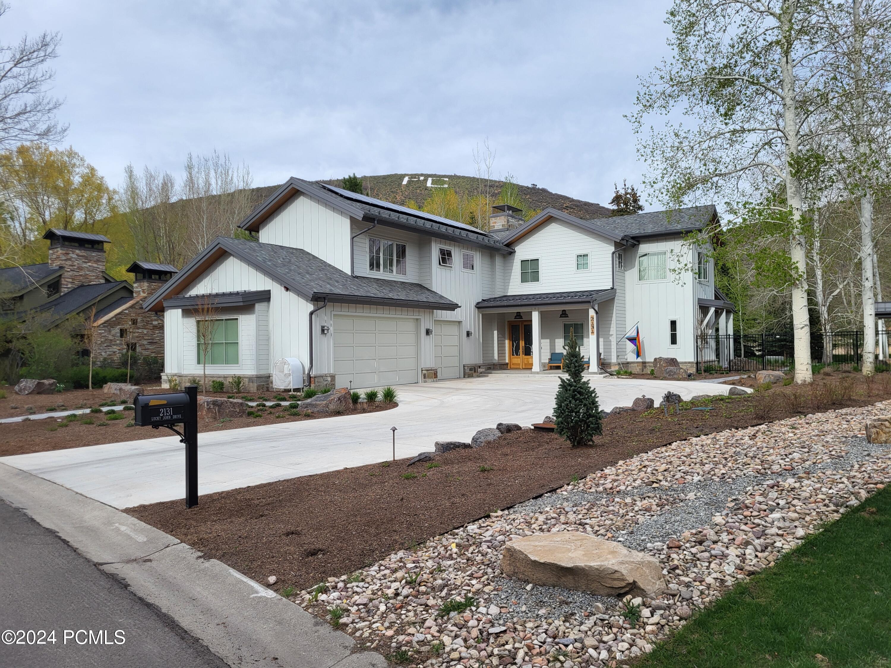 2131 Lucky John Drive