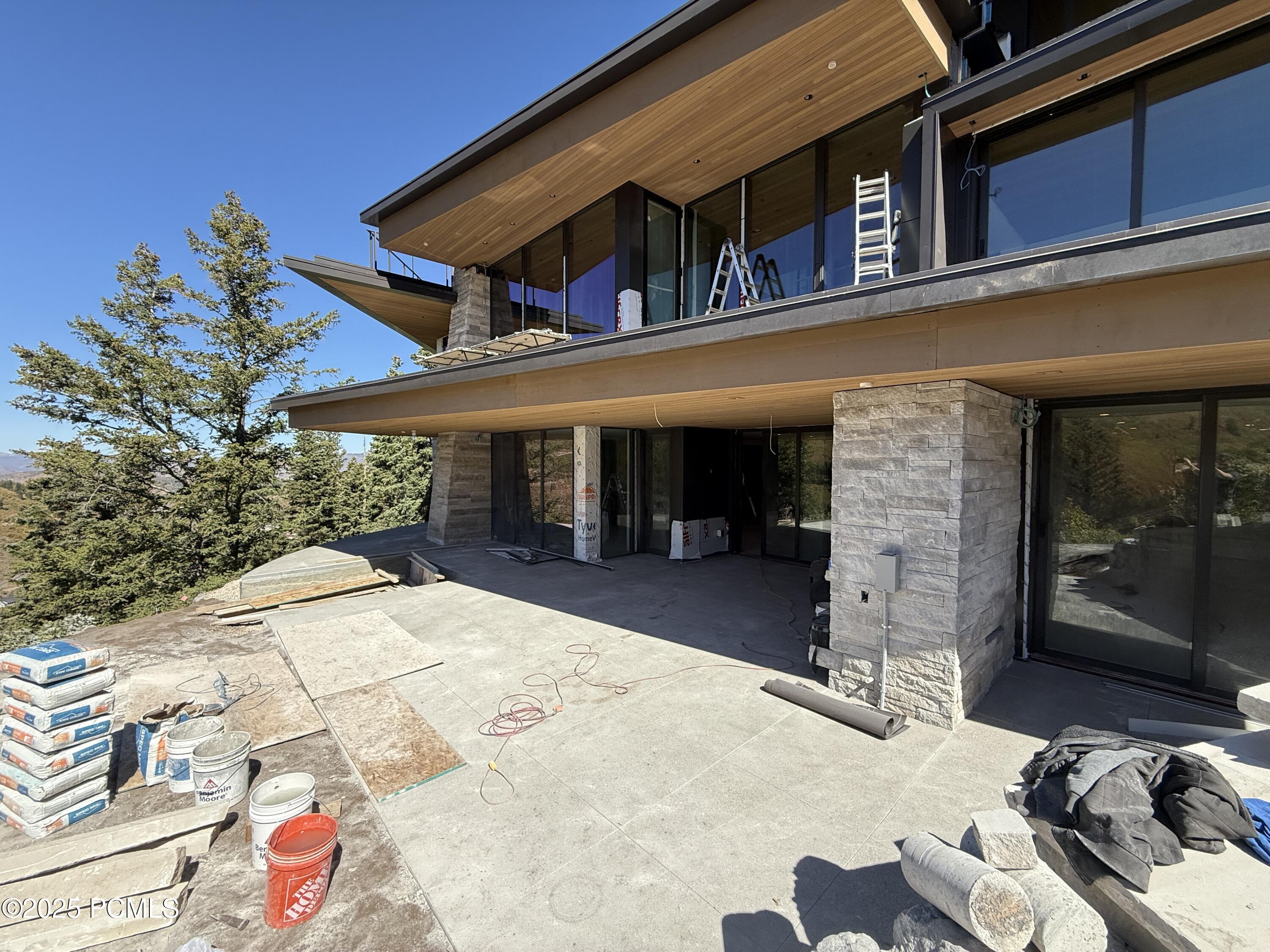 4867 Legacy Way