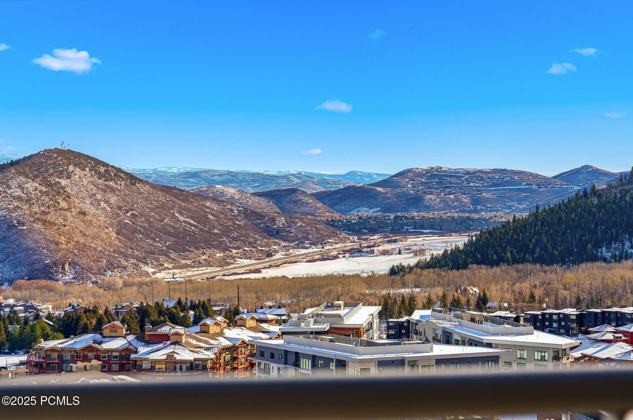 2752 W High Mountain Road, 306